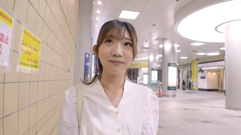 【數量限定公開】H幾乎未經驗的小動物系女子。痙攣高潮的同時人生首次超大量潮吹!!被激烈插入潮濕的小穴而變成癡呆臉的㊙記錄影像[附高畫質特典]